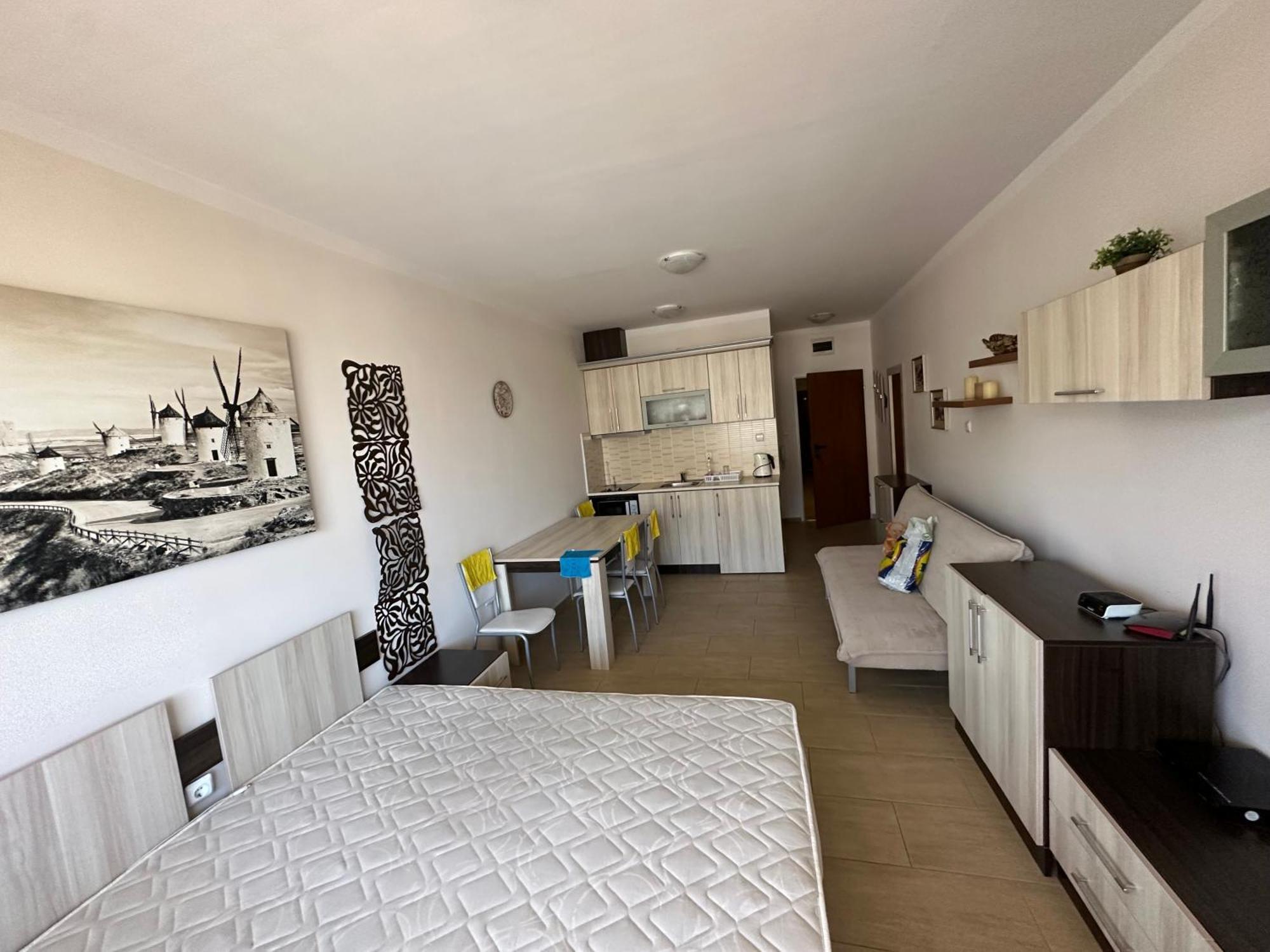 Mm Complex Aparthotel Primorsko Exterior photo